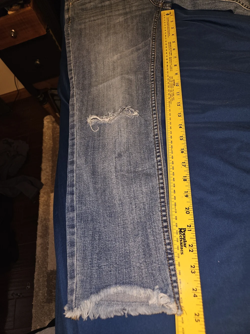 Free People Light Blue Distressed Ankle Jeans 28x25